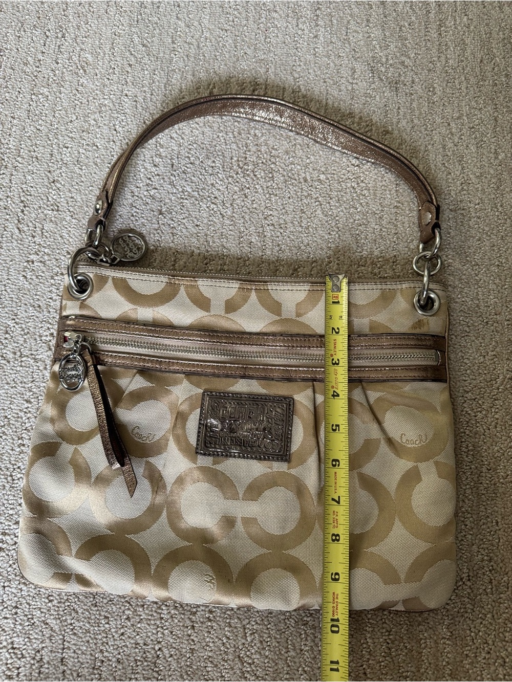 Coach Poppy Tan and Cream Signature Canvas Shoulder Bag Y2K era/style